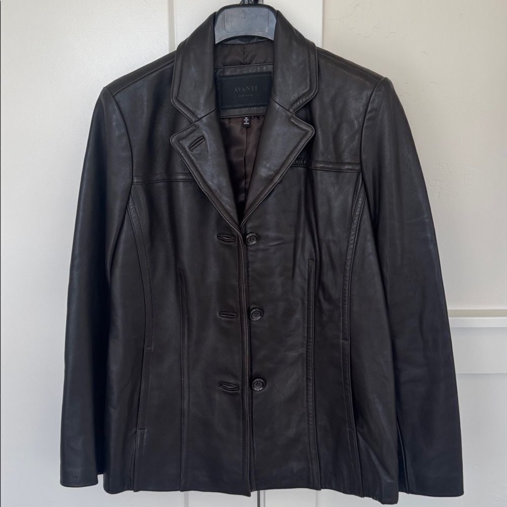 AVANTI NEW YORK Women’s Dark Brown Leather Jacket Coat Classic Versatile Size M